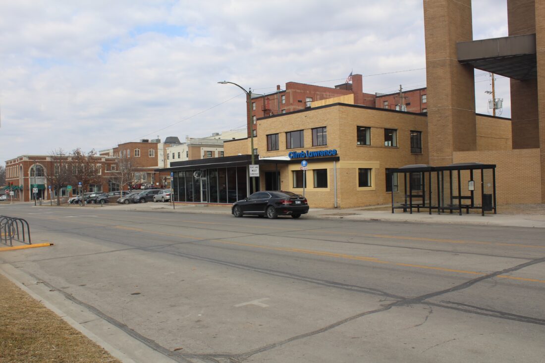 Tech company no longer wants to locate in former Journal-World printing plant; it seeks incentives for Vermont Street building instead